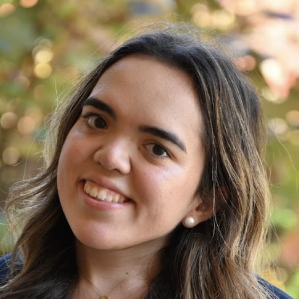 Emma Vales - Frassati Intern