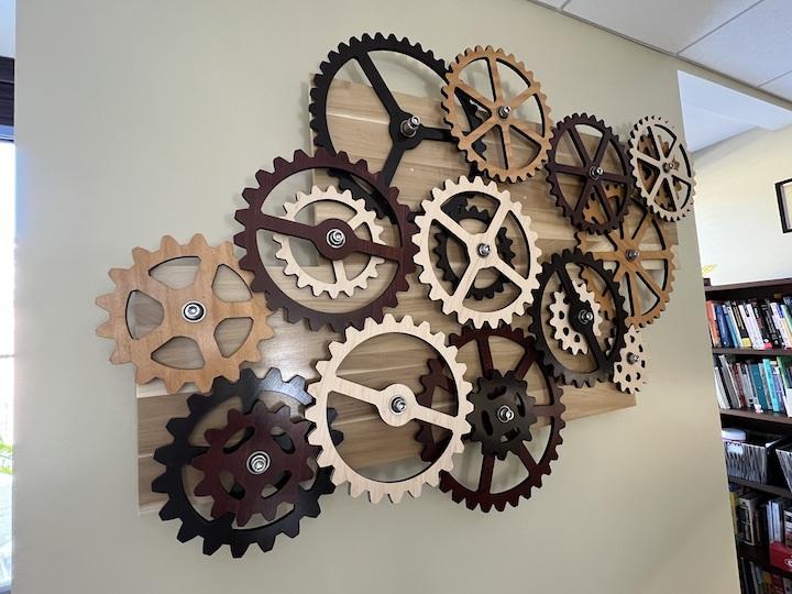 Gears, wall art, industrial, steampunk, rustic, country theme, gear set,  green, brown, home decor, wall decor, office deco… | Wall decor, Home wall  decor, Gear sets